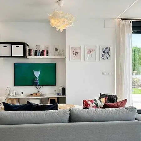 Nice Nordic Style 8 Min From The Beach. Villa