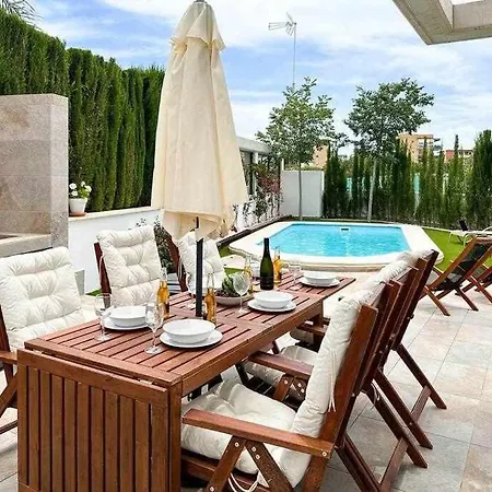 Nice Nordic Style 8 Min From The Beach.